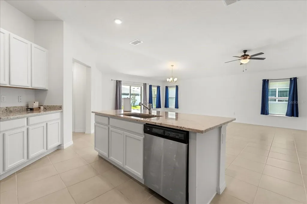 1429 Mattie Pointe Lane Auburndale FL 33823