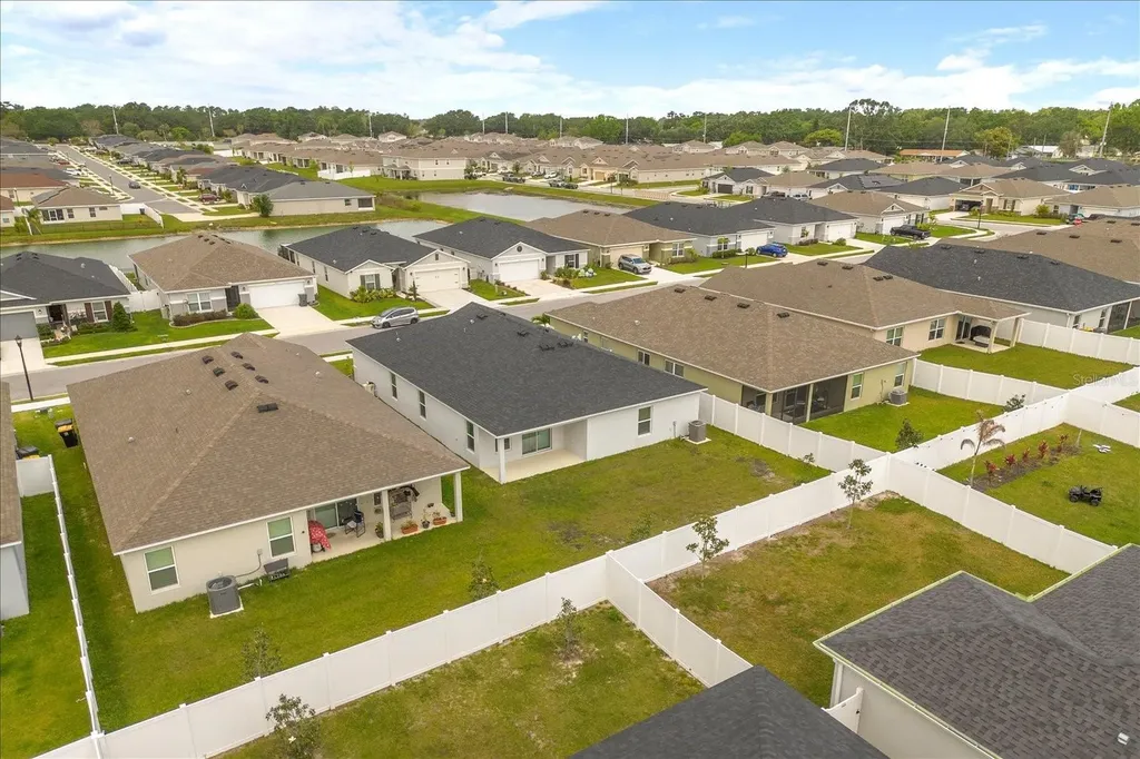 1429 Mattie Pointe Lane Auburndale FL 33823