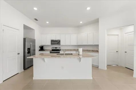 1429 Mattie Pointe Lane Auburndale FL 33823