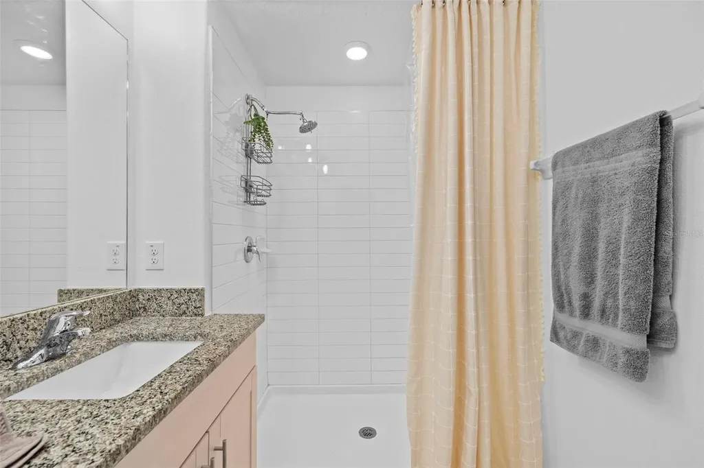 5554 Blue Azure Drive Wimauma FL 33598