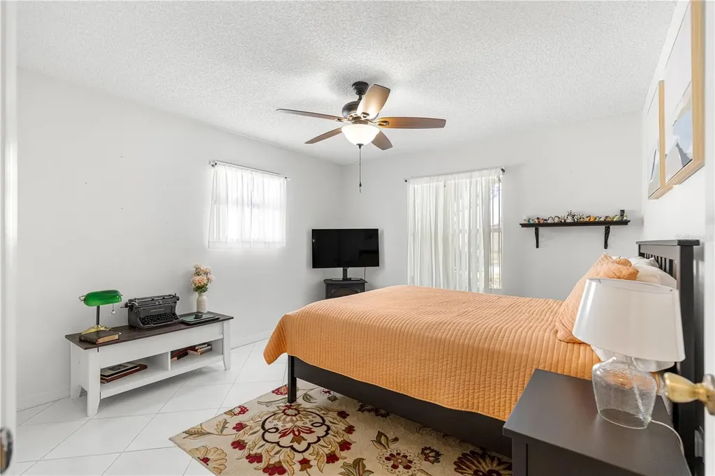 674 Camino Del Rey Drive The Villages FL 32159