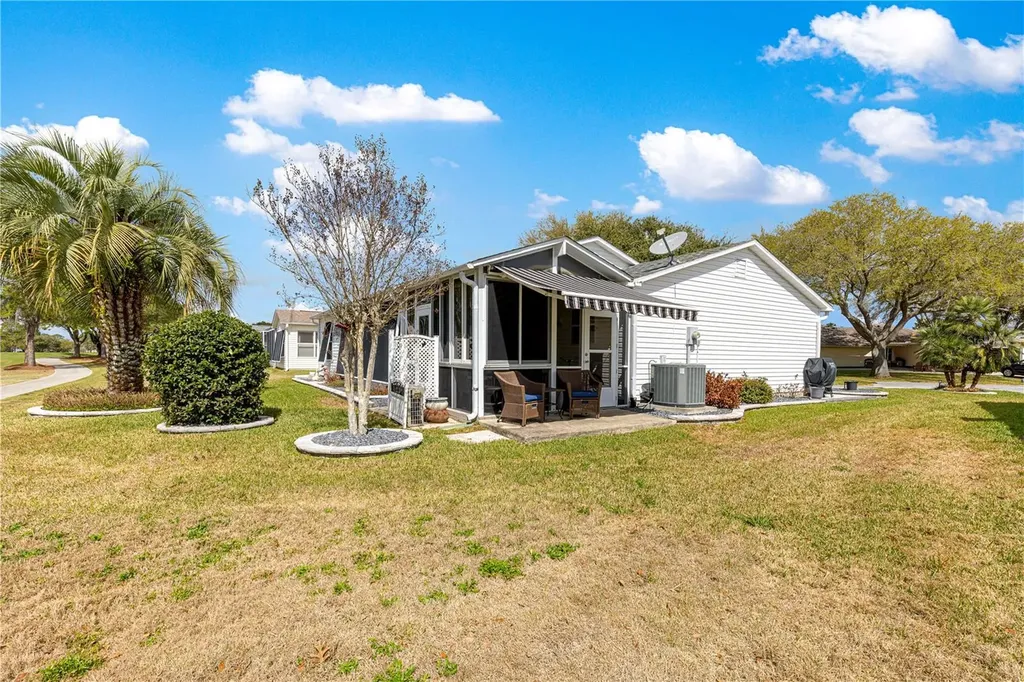 674 Camino Del Rey Drive The Villages FL 32159