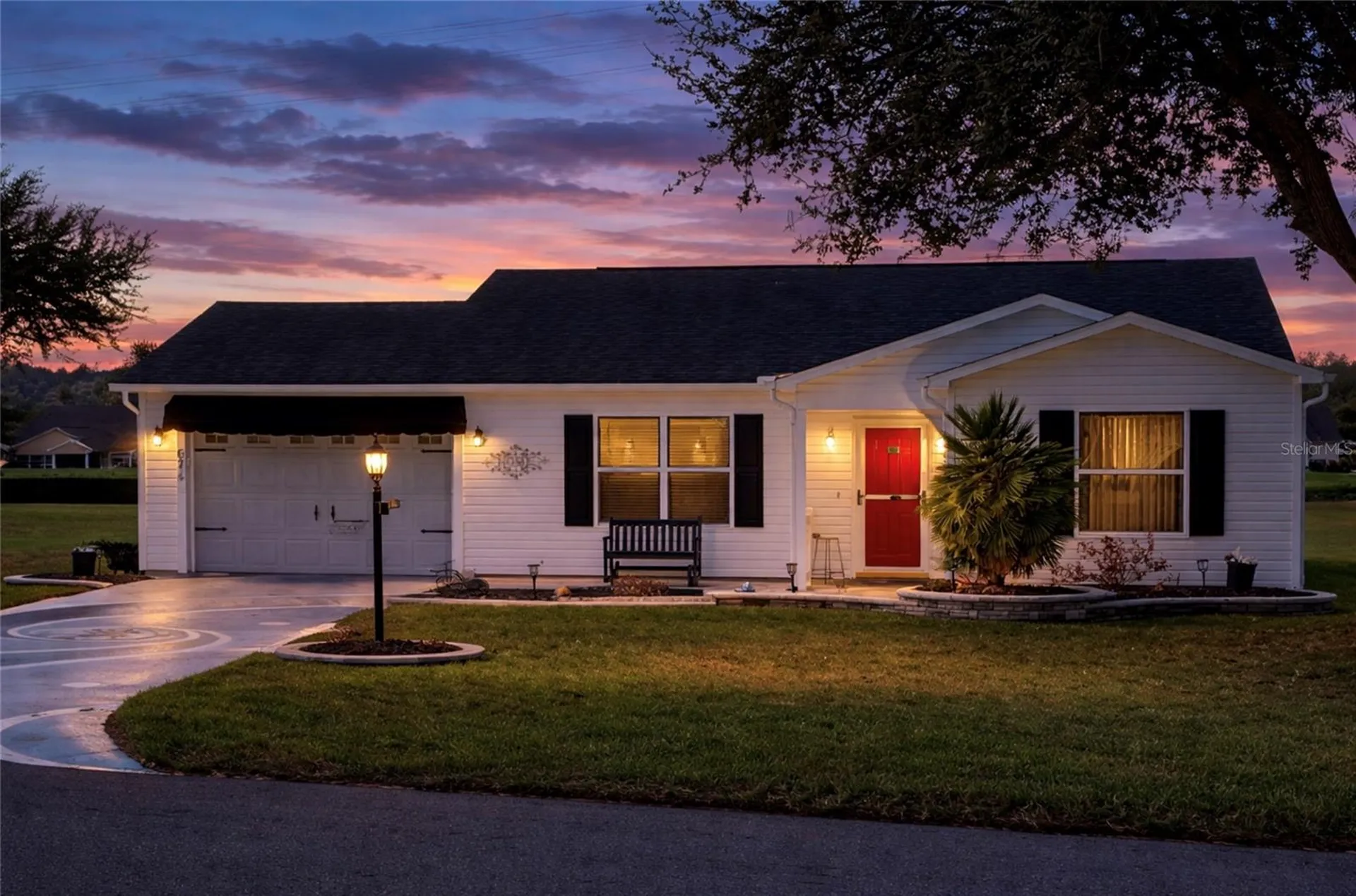 674 Camino Del Rey Drive The Villages FL 32159