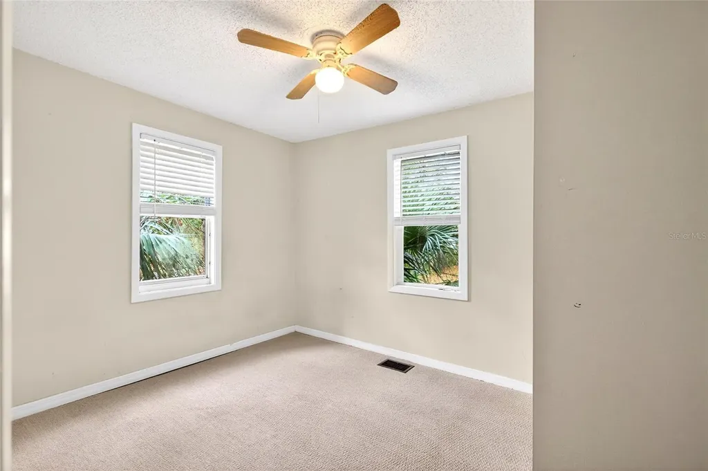 728 Mckenzie Street Leesburg FL 34748