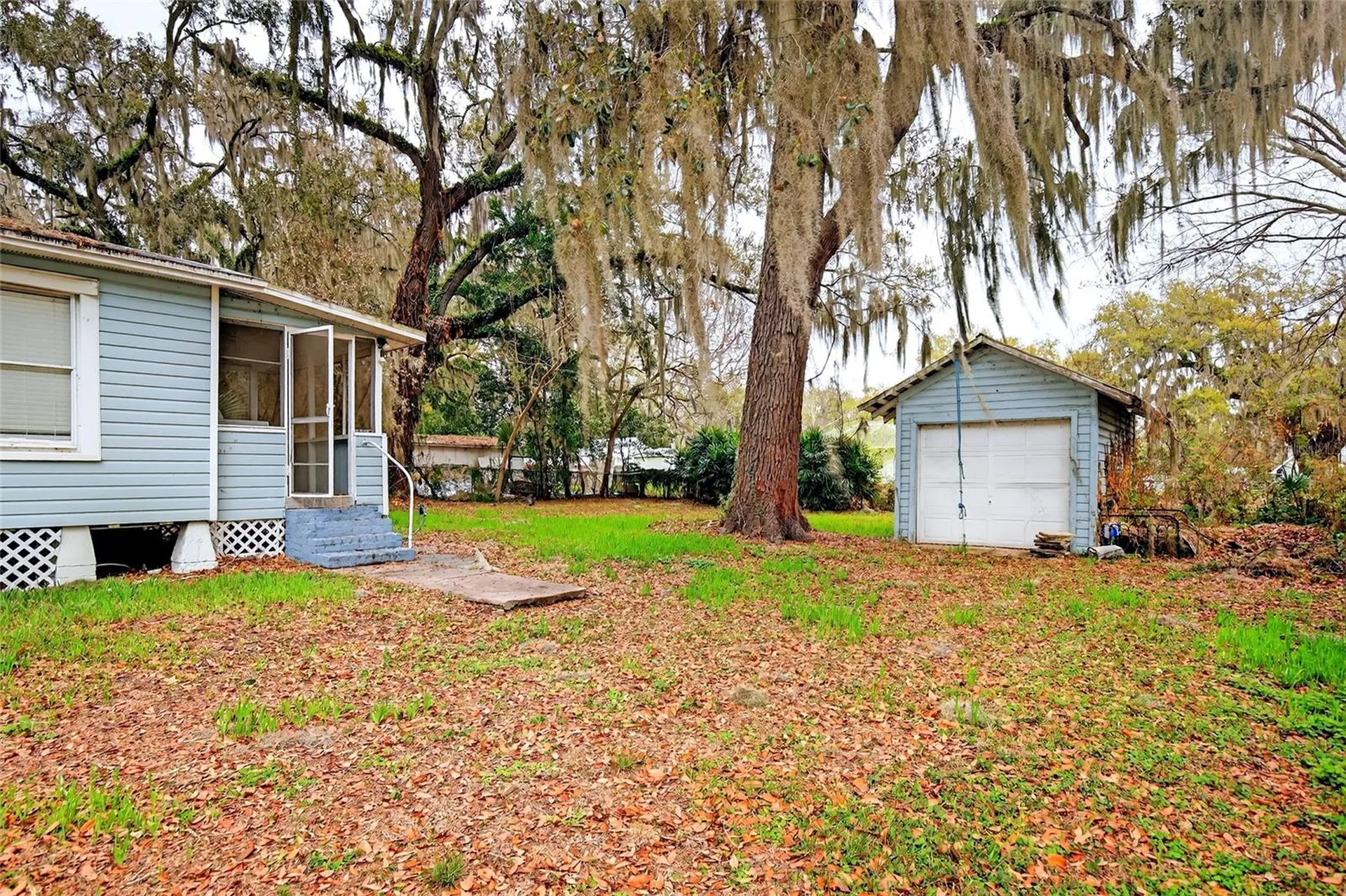 728 Mckenzie Street Leesburg FL 34748