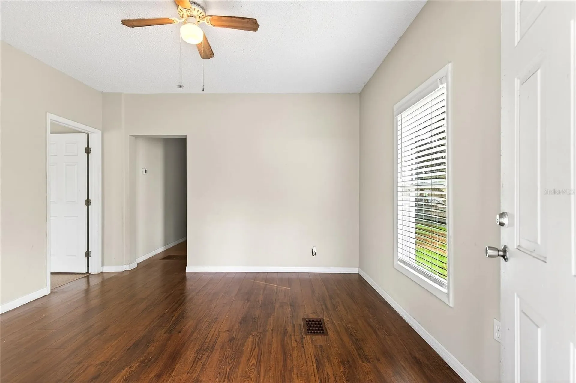728 Mckenzie Street Leesburg FL 34748