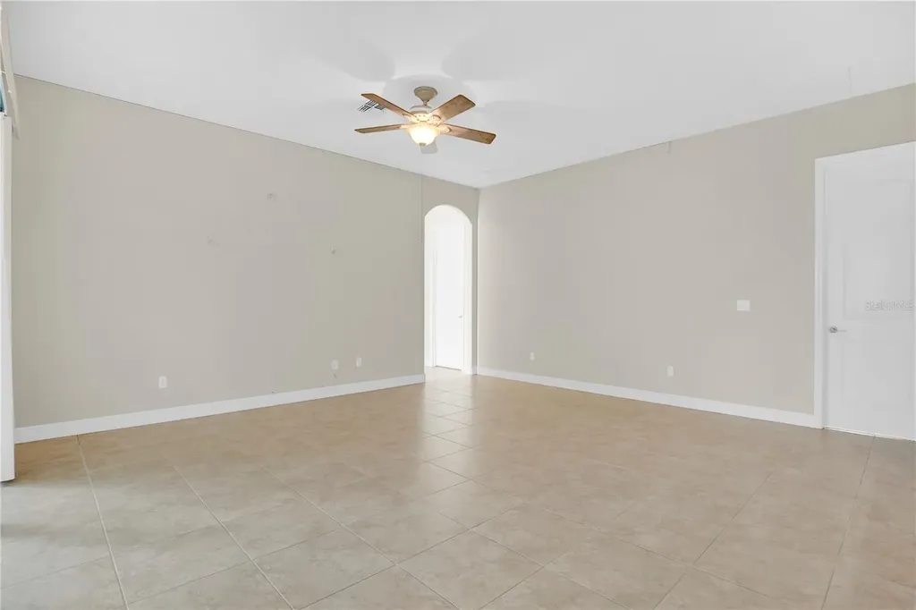 2711 Swoop Circle Kissimmee FL 34741