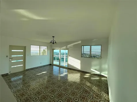 Lot 5-a Hollywood San Juan PR 00926