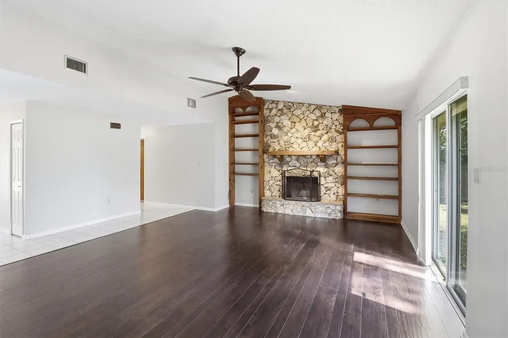 219 Hoffman Court Casselberry FL 32707
