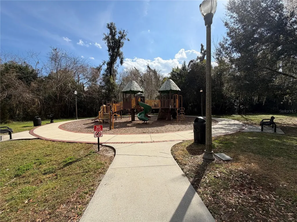 219 Hoffman Court Casselberry FL 32707