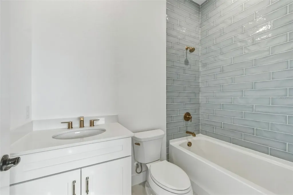 2505 Waterfront Circle Sarasota FL 34240