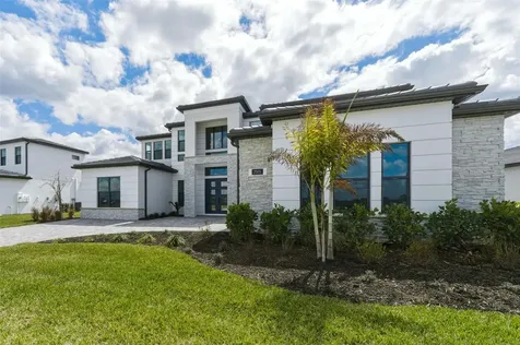 2505 Waterfront Circle Sarasota FL 34240