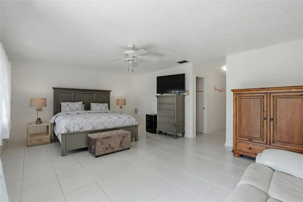 545 Walden Court Dunedin FL 34698