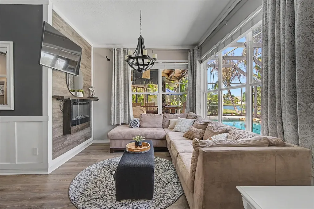 7797 Arolla Pine Boulevard Sarasota FL 34240