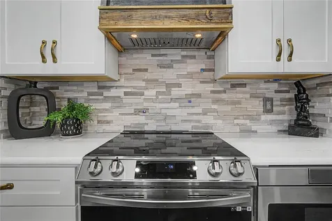 7797 Arolla Pine Boulevard Sarasota FL 34240