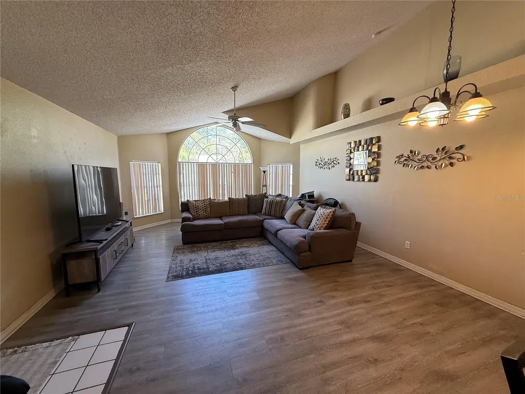 2006 Royal Bay Boulevard Kissimmee FL 34746