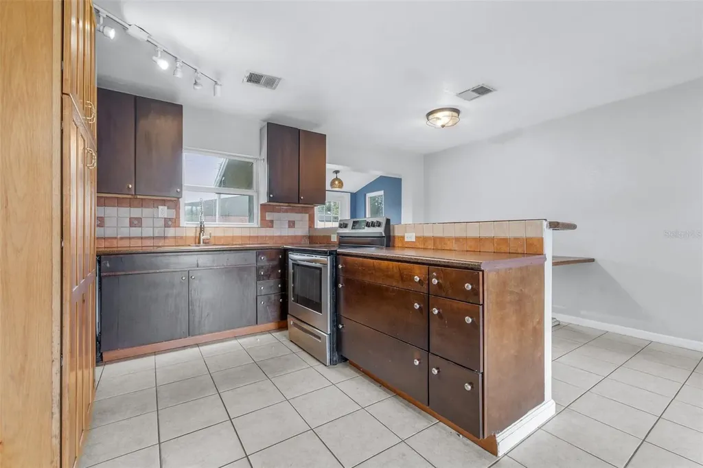 2584 Edmond Circle Auburndale FL 33823