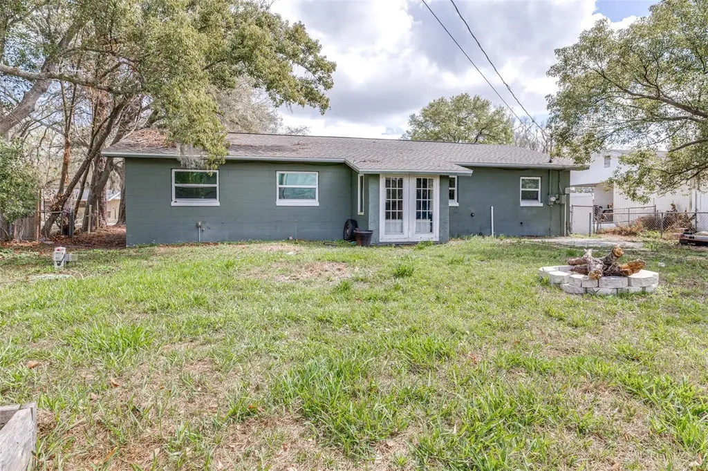 2584 Edmond Circle Auburndale FL 33823
