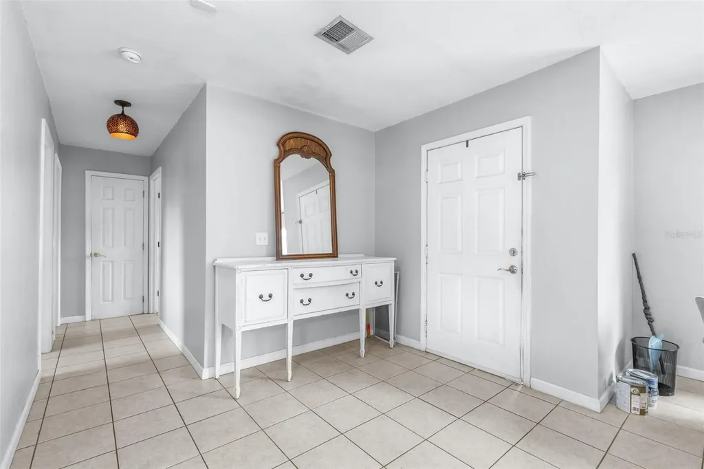 2584 Edmond Circle Auburndale FL 33823