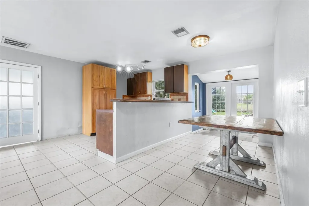 2584 Edmond Circle Auburndale FL 33823