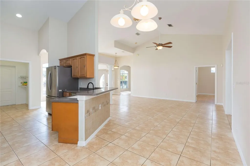 36281 Oak Knoll Loop Dade City FL 33525