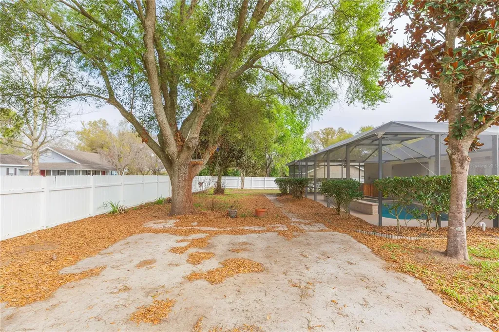 36281 Oak Knoll Loop Dade City FL 33525