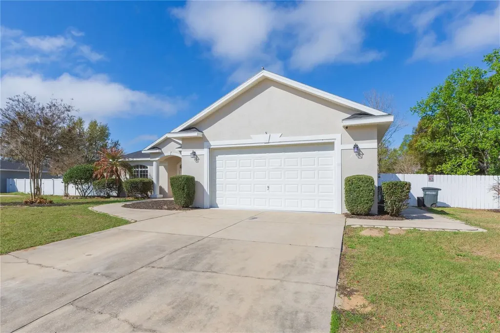 36281 Oak Knoll Loop Dade City FL 33525