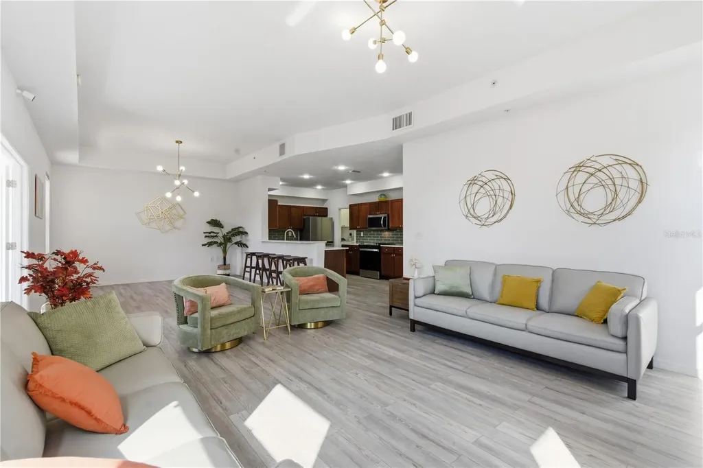 642 Wells Court Clearwater FL 33756