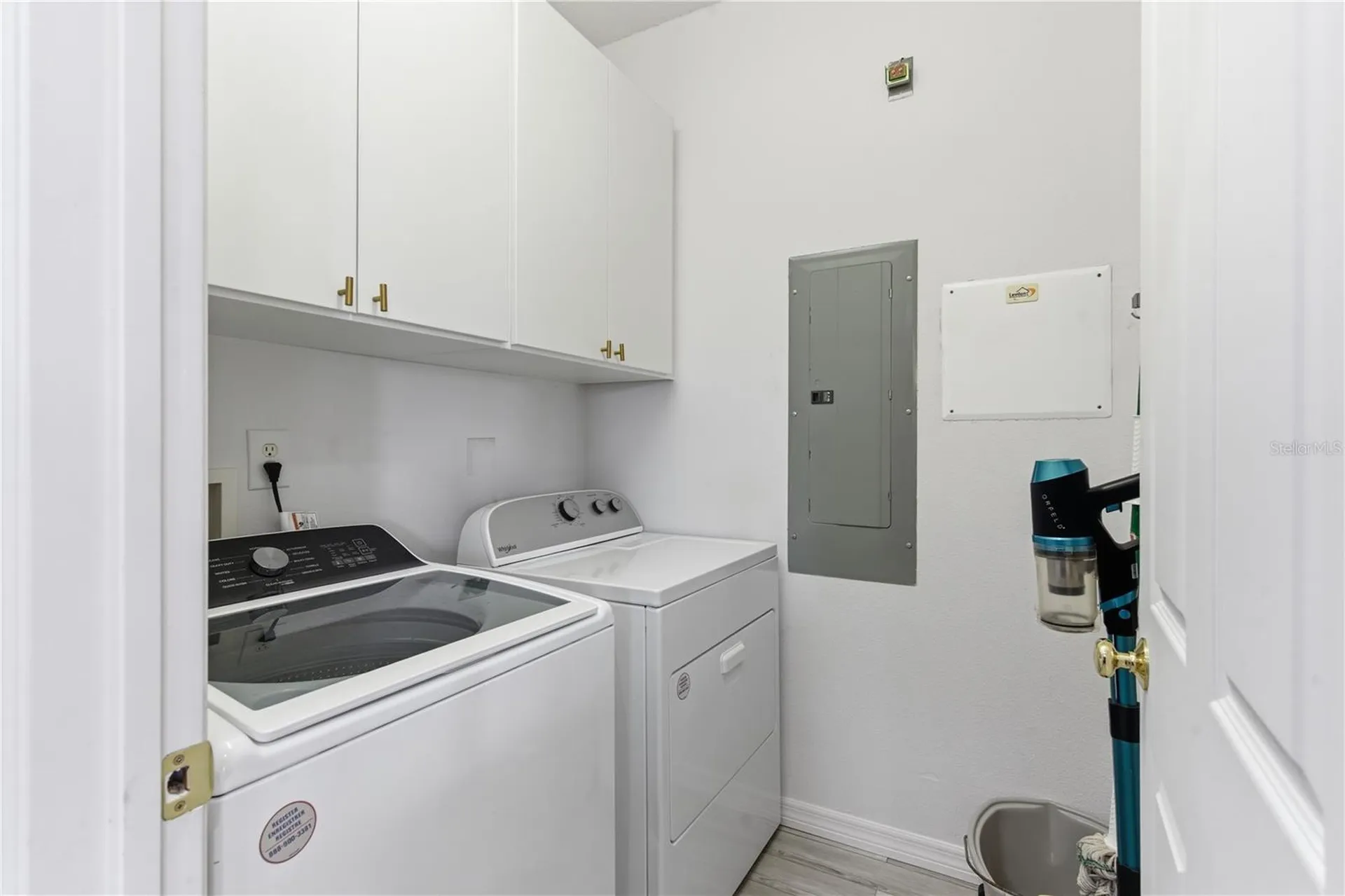 642 Wells Court Clearwater FL 33756