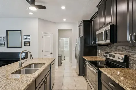 4633 Fairy Tale Circle Kissimmee FL 34746