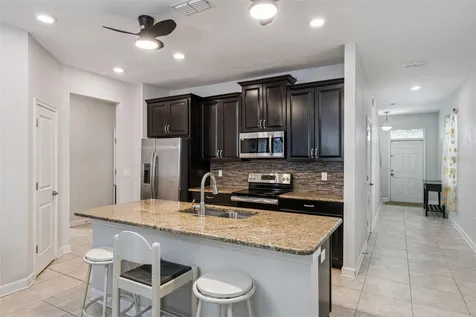 4633 Fairy Tale Circle Kissimmee FL 34746