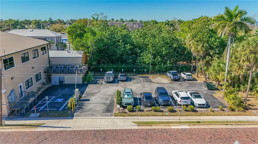252 W Marion Avenue Punta Gorda FL 33950