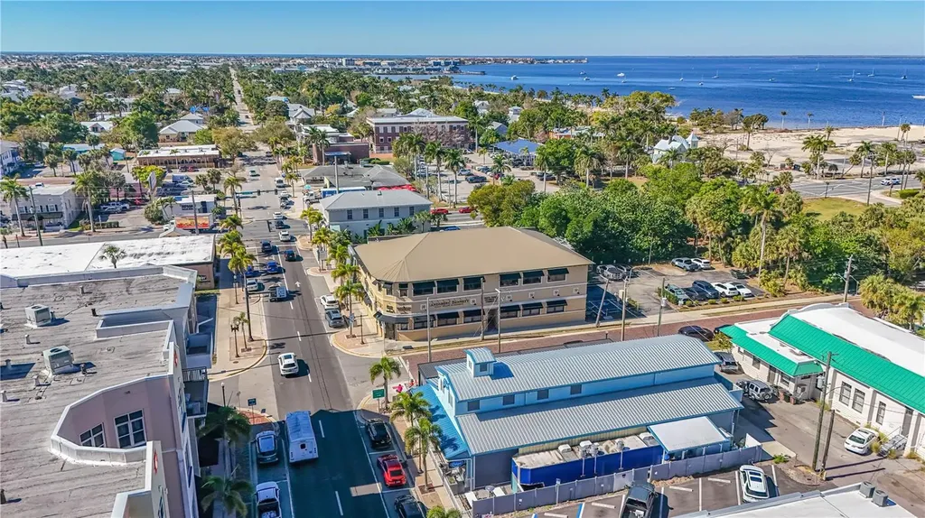 252 W Marion Avenue Punta Gorda FL 33950