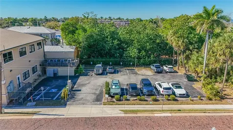 252 W Marion Avenue Punta Gorda FL 33950