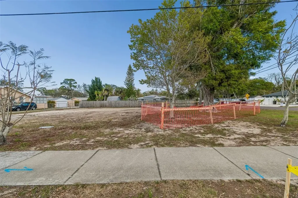 245 Milwaukee Avenue Dunedin FL 34698