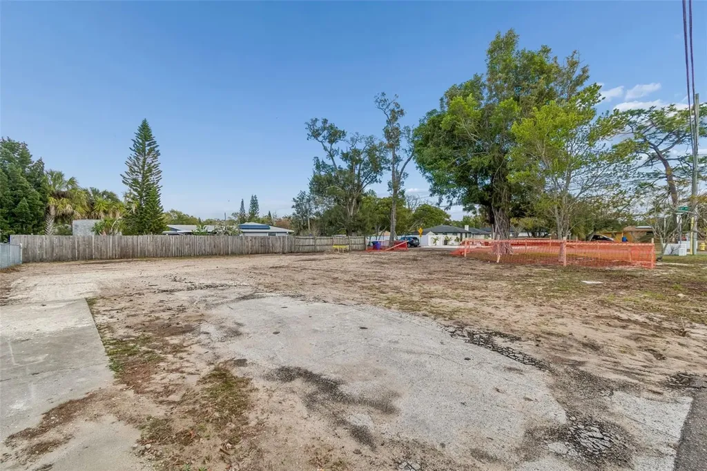 245 Milwaukee Avenue Dunedin FL 34698