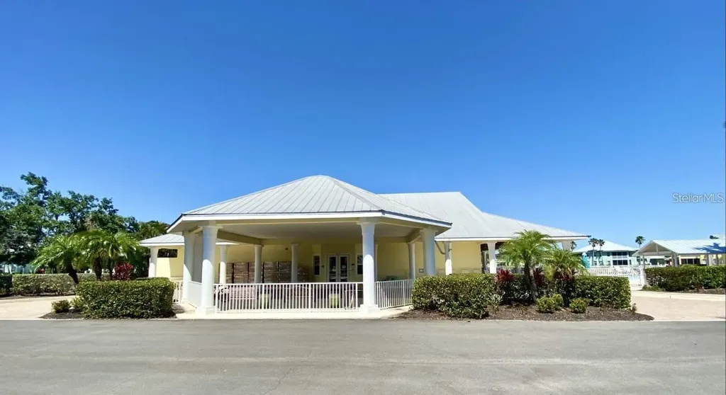 2020 Willow Hammock Circle Punta Gorda FL 33983