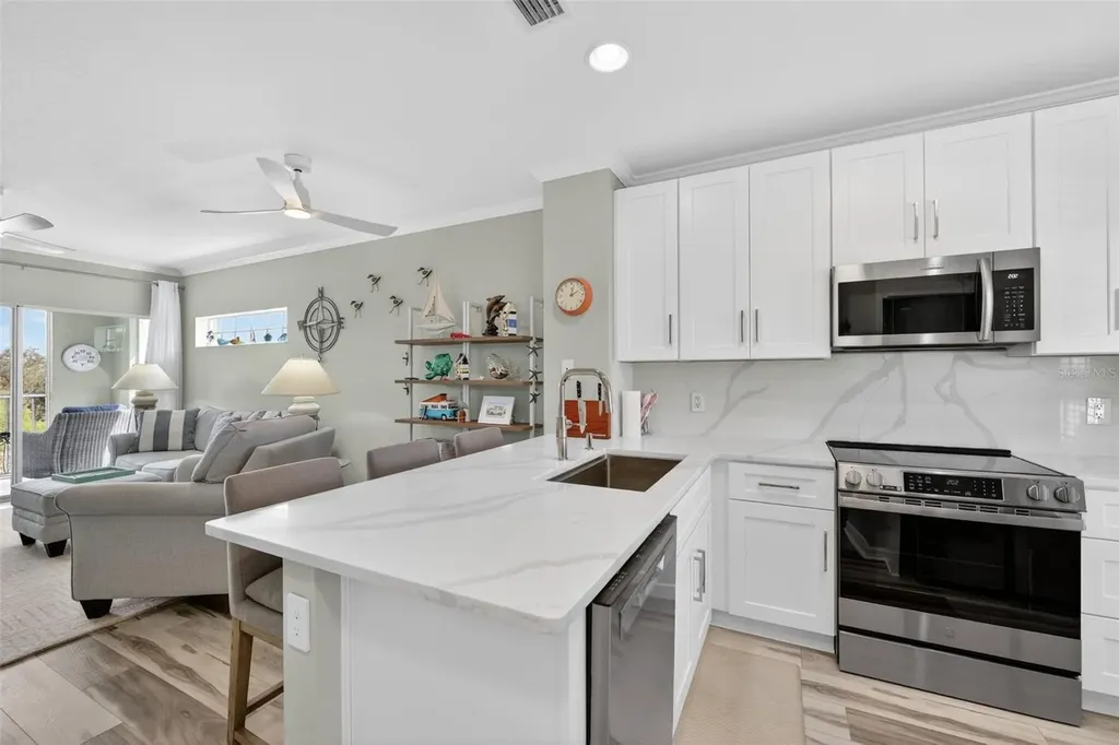 2020 Willow Hammock Circle Punta Gorda FL 33983
