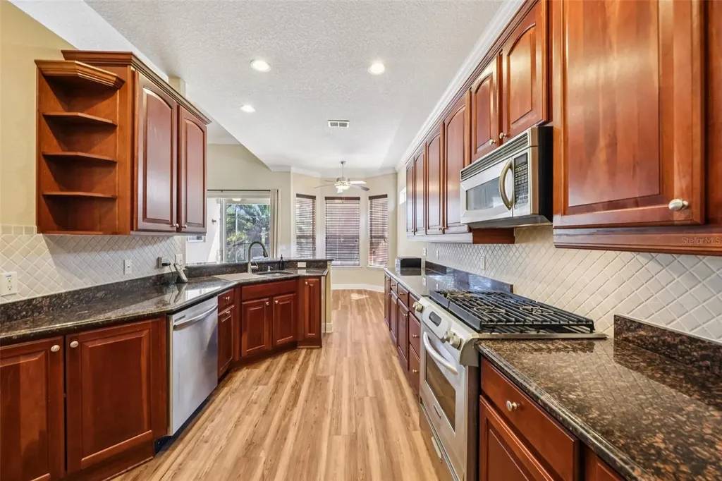 514 Newhall Lane Debary FL 32713