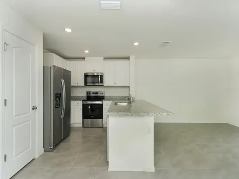 2798 Brie Hammock Bend Harmony FL 34773
