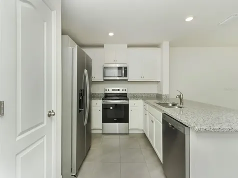 2798 Brie Hammock Bend Harmony FL 34773