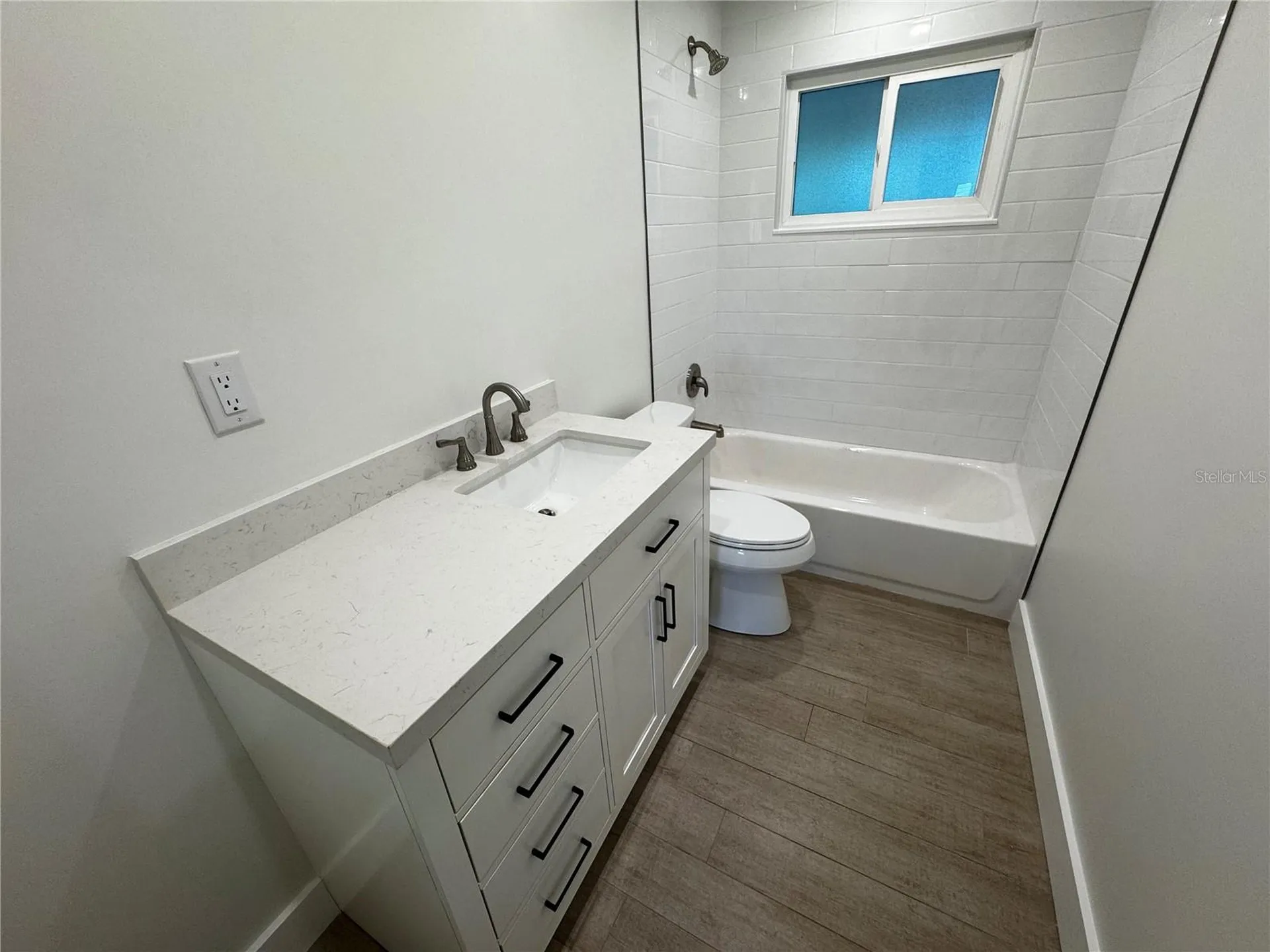 3182 Hatton Street Sarasota FL 34237