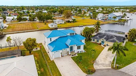 2107 Saint Croix Avenue Fort Myers FL 33905