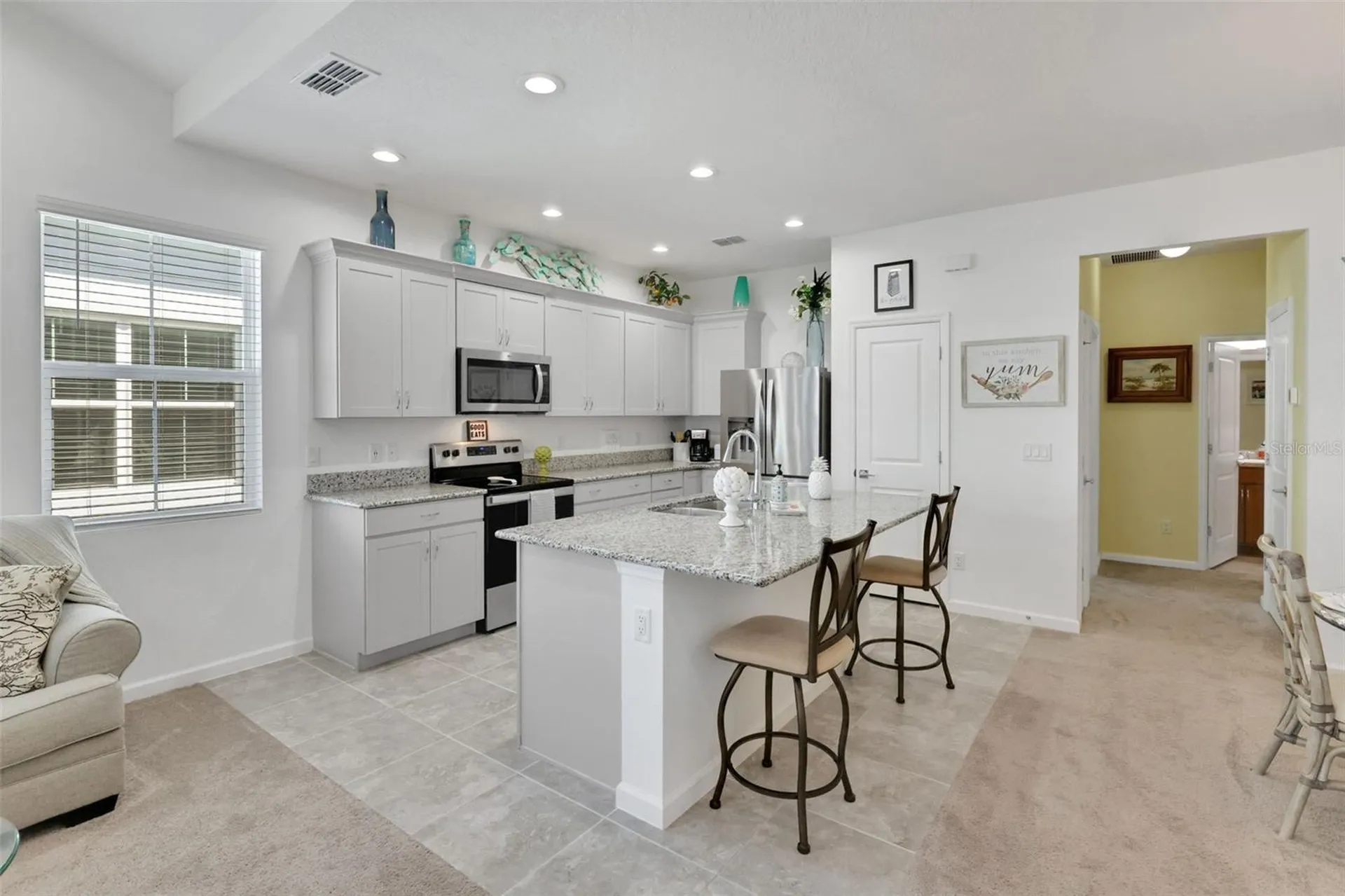 307 Cheeseburger Drive Daytona Beach FL 32124