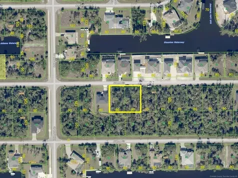 15825 Aldama Circle Port Charlotte FL 33981