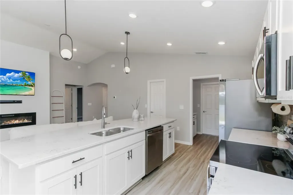 35598 Bellington Boulevard Zephyrhills FL 33541