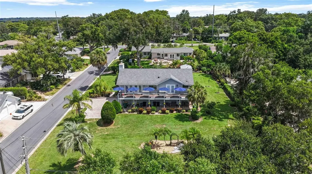 999 Fairview Avenue Mount Dora FL 32757