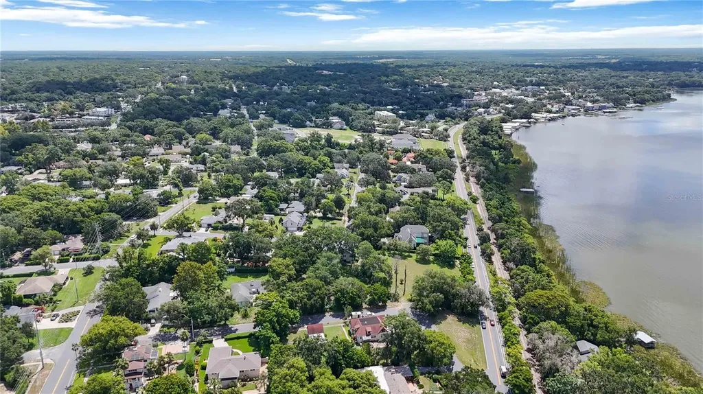 999 Fairview Avenue Mount Dora FL 32757