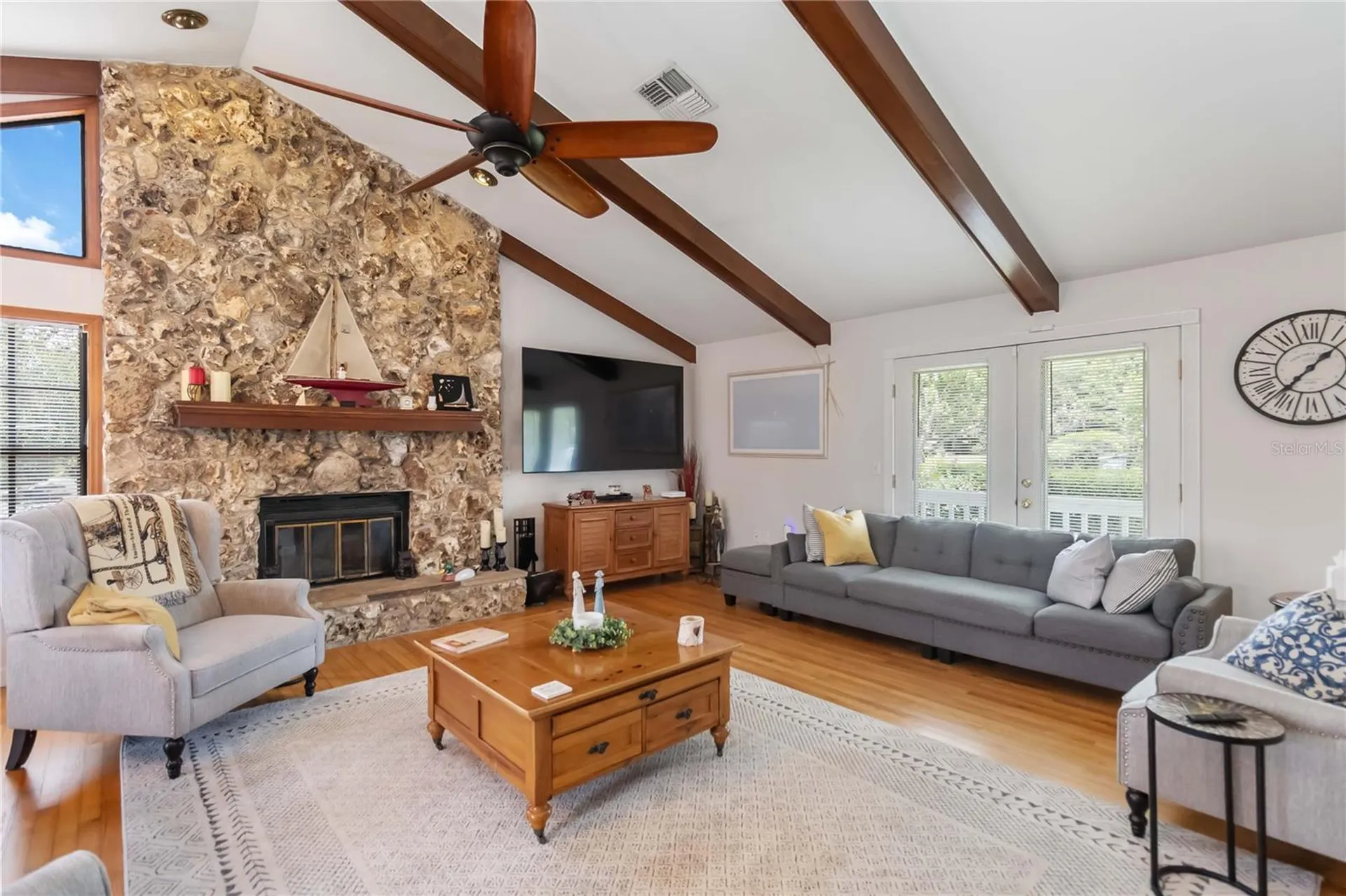 999 Fairview Avenue Mount Dora FL 32757