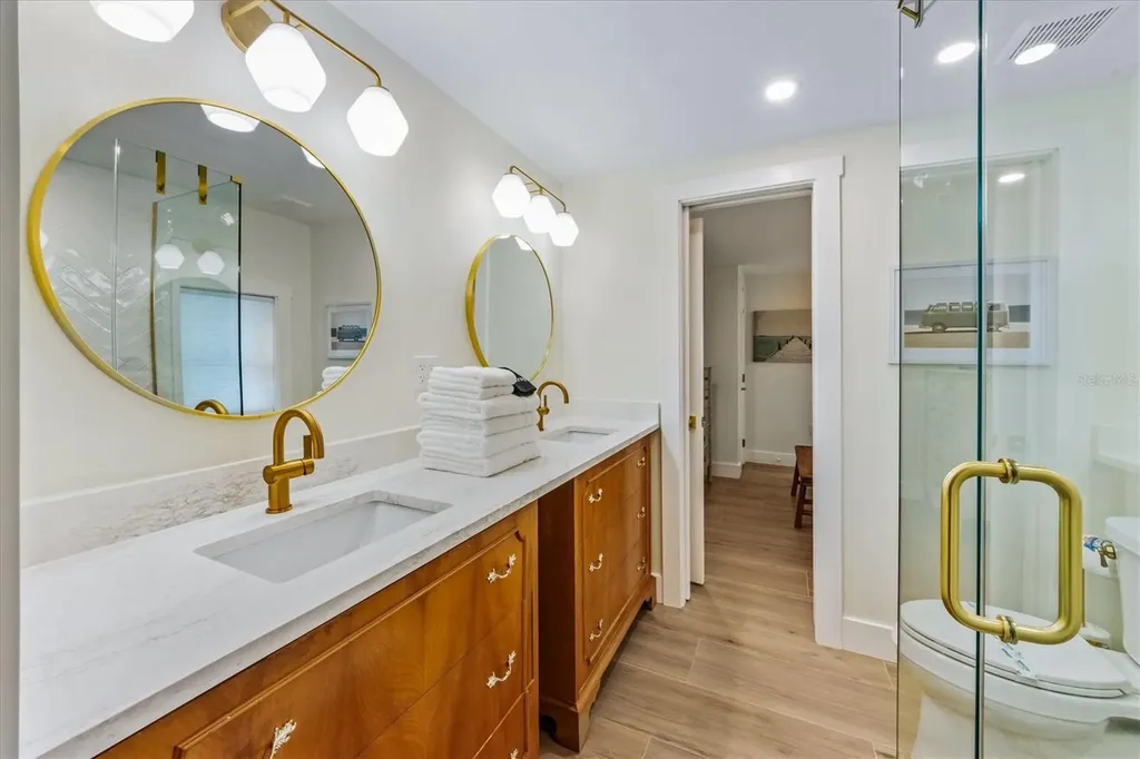 112 Cedar Avenue Anna Maria FL 34216